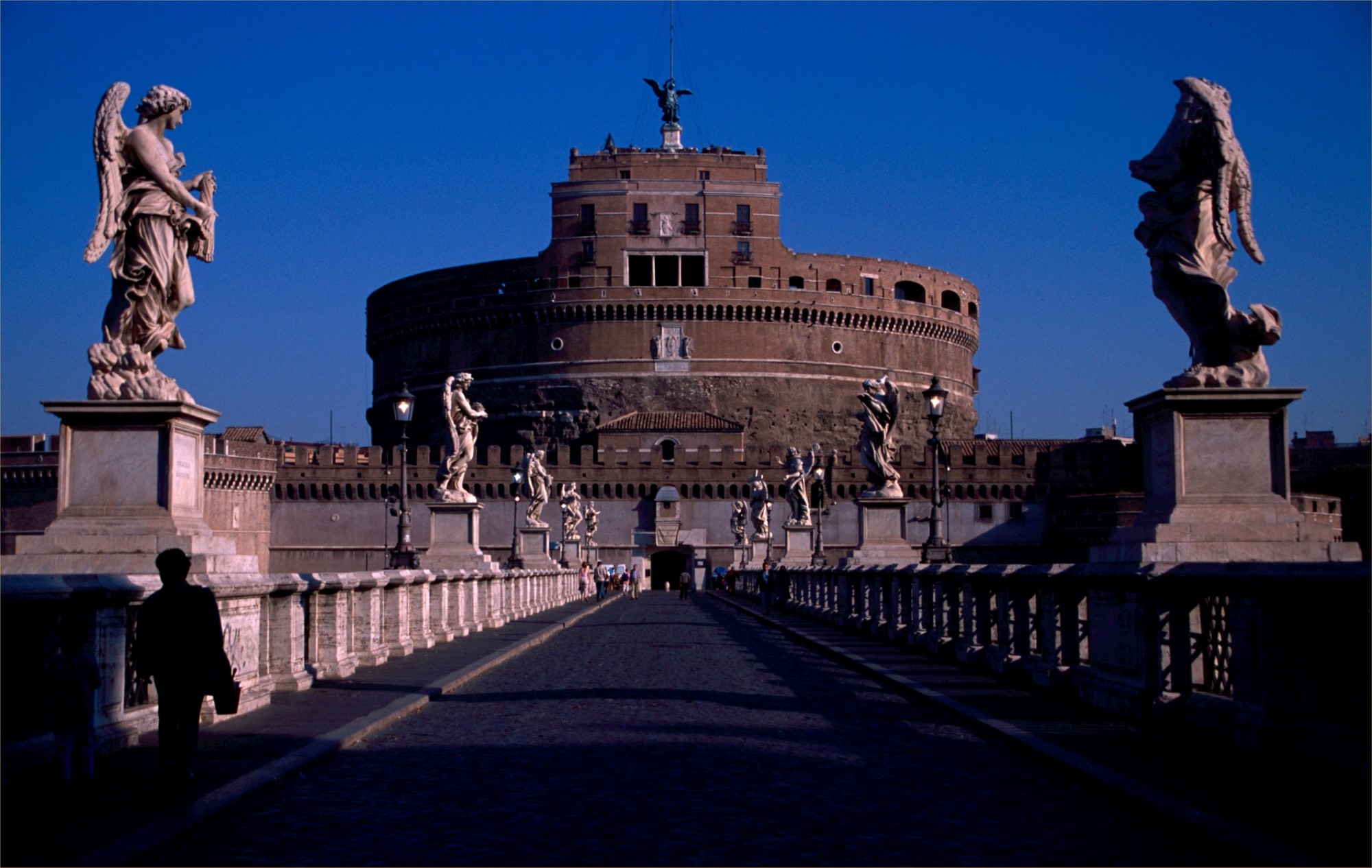 The Ponte Sant'Angelo: From the Pons Aelius to the Bridge of the Passion |  by Emma Schmidt | In Medias Res | Medium